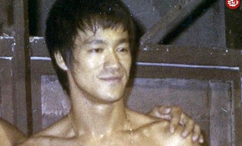 زمان وبگردی ؛ تیپ و چهره ویژه «بروسلی و همسرش لیندا» در سیاتل آمریکا؛ سال 1966 (عکس) تیپ و چهره ویژه «بروسلی و همسرش لیندا» در سیاتل آمریکا؛ سال 1966