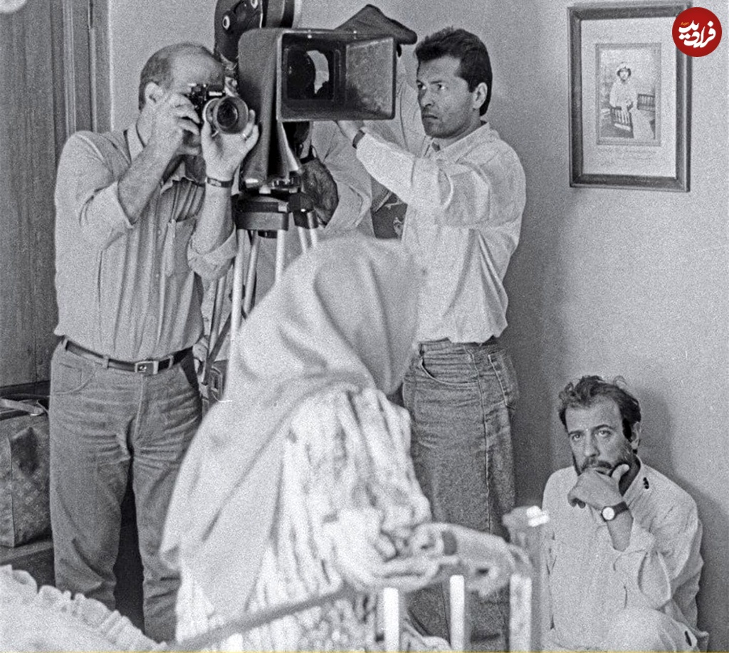 چهره ها در زمان ؛ «علی حاتمی و فریماه فرجامی» در پشت صحنه فیلم مادر؛ سال 68 چهره ها در زمان ؛ «علی حاتمی و فریماه فرجامی» در پشت صحنه فیلم مادر؛ سال 68