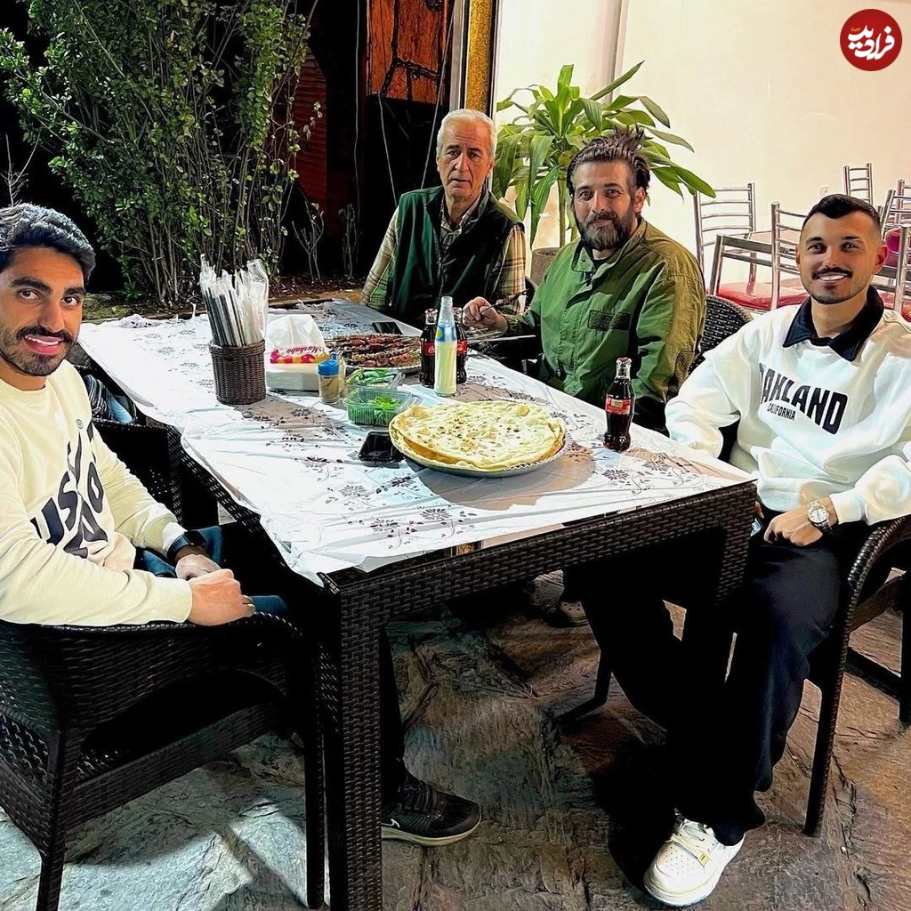 ساعت وبگردی |تغییر چهره بهت آور «بهزاد» سریال زمانه بعد 12 سال در 47 سالگی ساعت وبگردی |تغییر چهره بهت آور «بهزاد» سریال زمانه بعد 12 سال در 47 سالگی