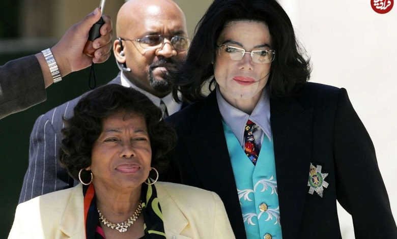 ساعت وبگردی | چهره جدید «کاترین مادر مایکل جکسون» بعد 20 سال در 94 سالگی (عکس) تغییر چهره «کاترین مادر مایکل جکسون» بعد 20 سال در 94 سالگی