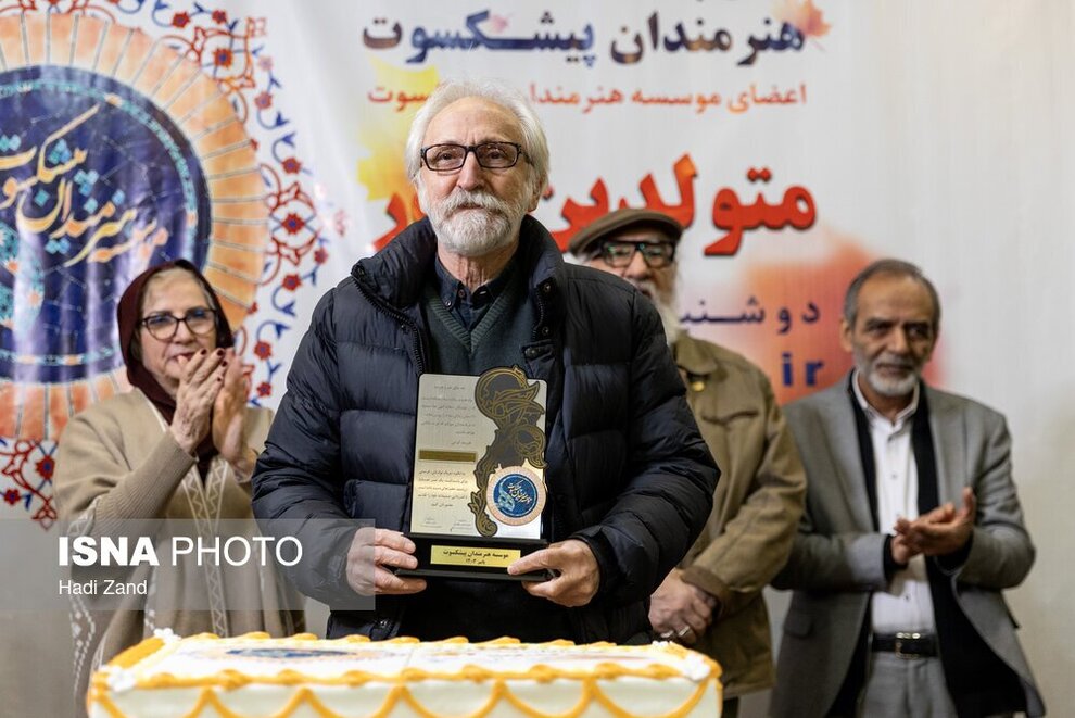 resized_2333519_448 resized_2333519_448