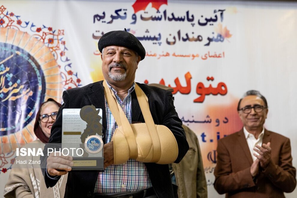 resized_2333527_280 resized_2333527_280