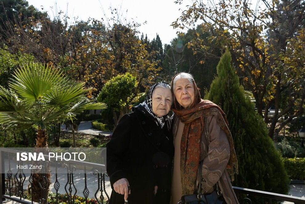 resized_2333530_594 resized_2333530_594