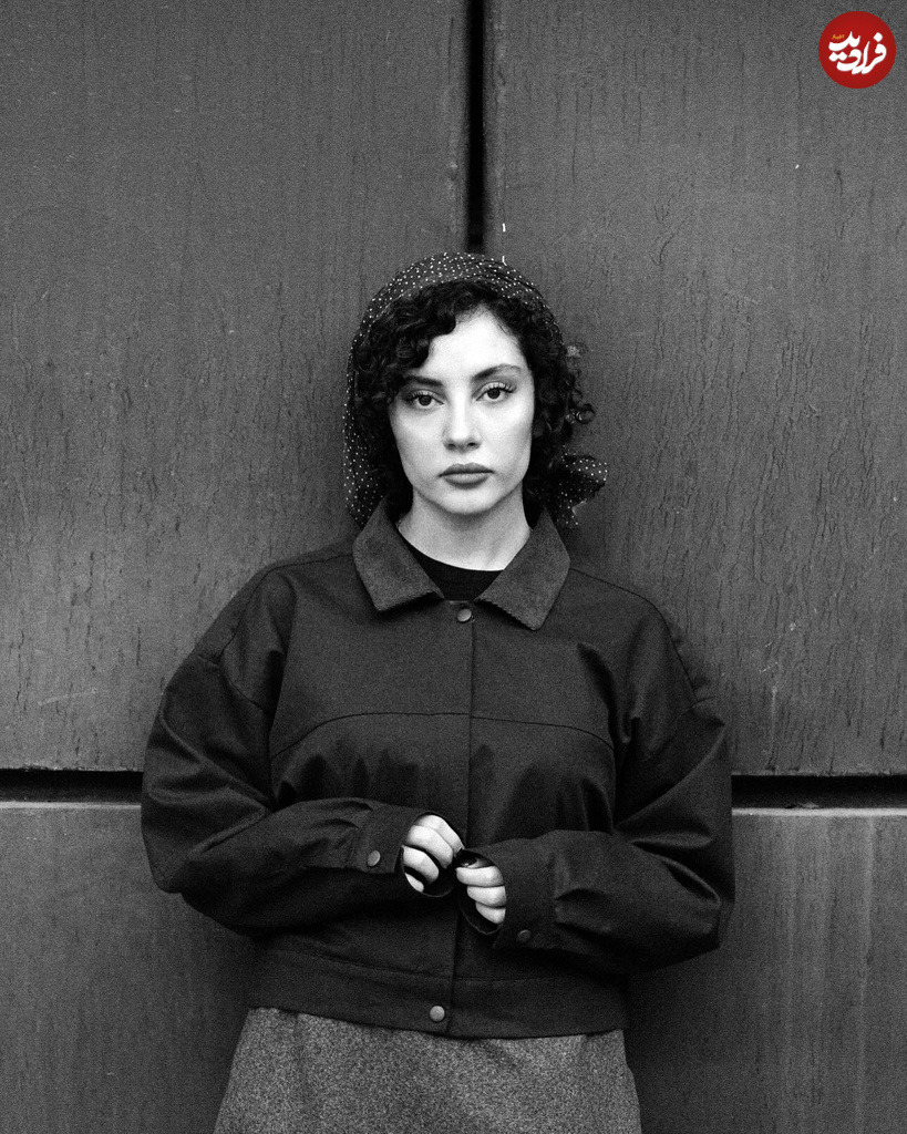 زمان وبگردی ؛ تغییر چهره «ترلان پروانه و مینا وحید» در 26 و 37 سالگی زمان وبگردی ؛ تغییر چهره «ترلان پروانه و مینا وحید» در 26 و 37 سالگی