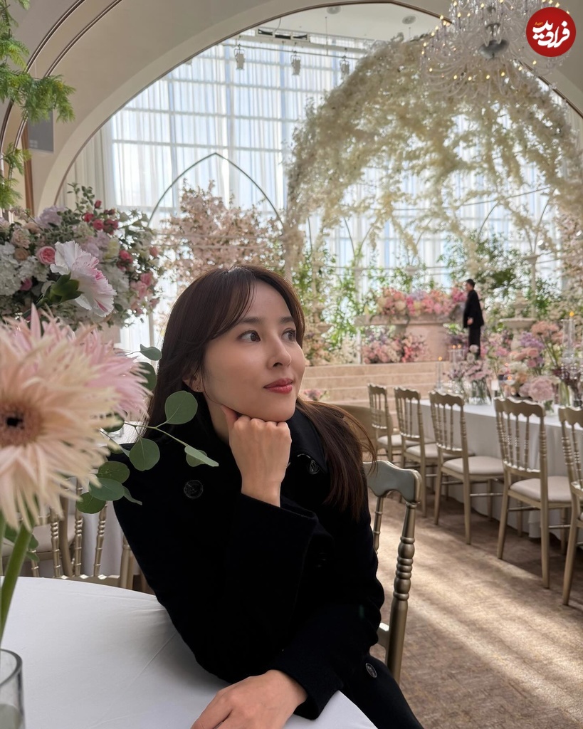 underhiswings2016_1734000787_3521376289519381387_227178727628129 underhiswings2016_1734000787_3521376289519381387_2271787276 (1)