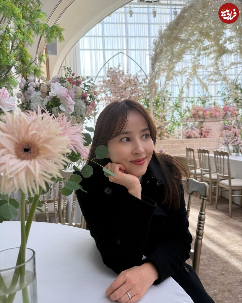 underhiswings2016_1734000787_3521376289880187753_227178727628129 underhiswings2016_1734000787_3521376289880187753_2271787276 (1)