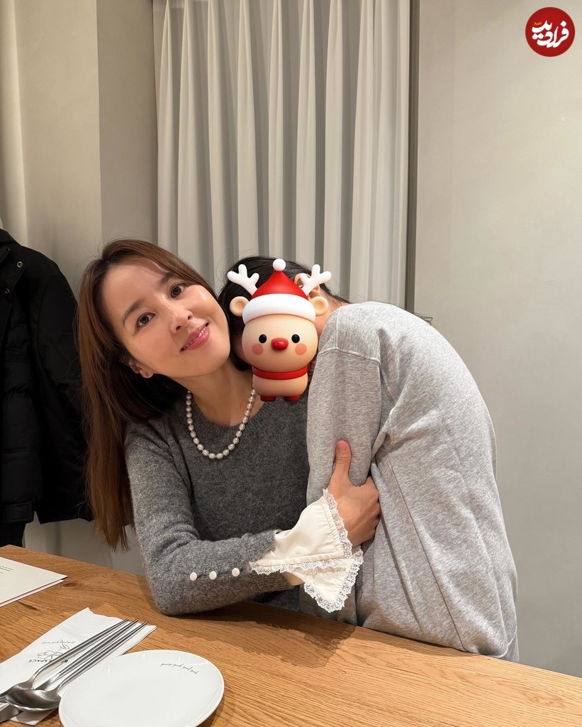 underhiswings2016_1735129954_3530848431843640952_2271787276 underhiswings2016_1735129954_3530848431843640952_2271787276