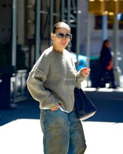 نگاه روز | تغییر چهره و استایل«جنیفر لوپز» در خیابان های نیویورک ! / شلواری که عمرا زنان ایرانی بپوشند اما اونجا مد جنیفریه ! نگاه روز | تغییر چهره و استایل«جنیفر لوپز» در خیابان های نیویورک ! / شلواری که عمرا زنان ایرانی بپوشند اما اونجا مد جنیفریه !