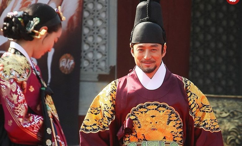 نگاه روز | عکسهای تازۀ «امپراتور سوکجونگ» (سریال دونگیی) در جدیدترین سریالش عکسهای تازۀ «امپراتور سوکجونگ» (سریال دونگیی) در جدیدترین سریالش