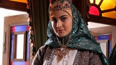 (عکس) «فخرالزمان شالچی» در پشت صحنه سریال «بانوی عمارت»؛ سال 1397