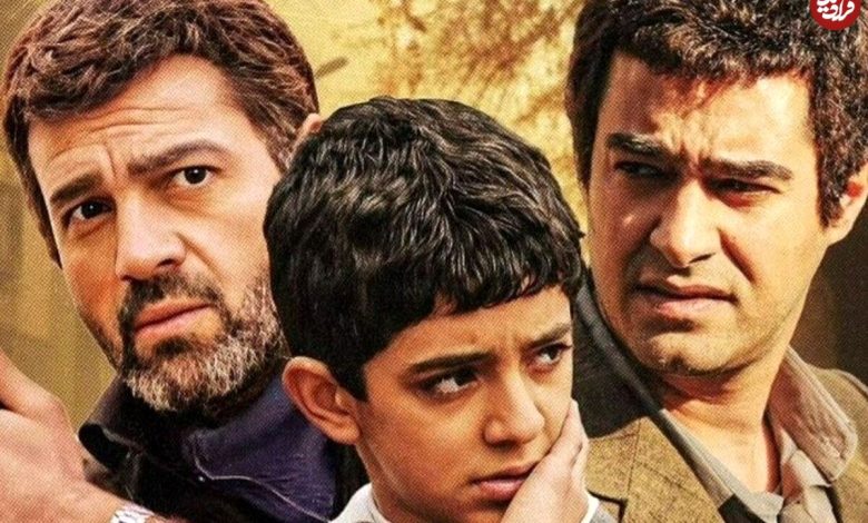 نگاه روز | «رهی، زیور و اوس حسین» در پشت صحنه سریال سرزمین مادری؛ سال 94 (عکس) «رهی، زیور و اوس حسین» در پشت صحنه سریال سرزمین مادری؛ سال 94