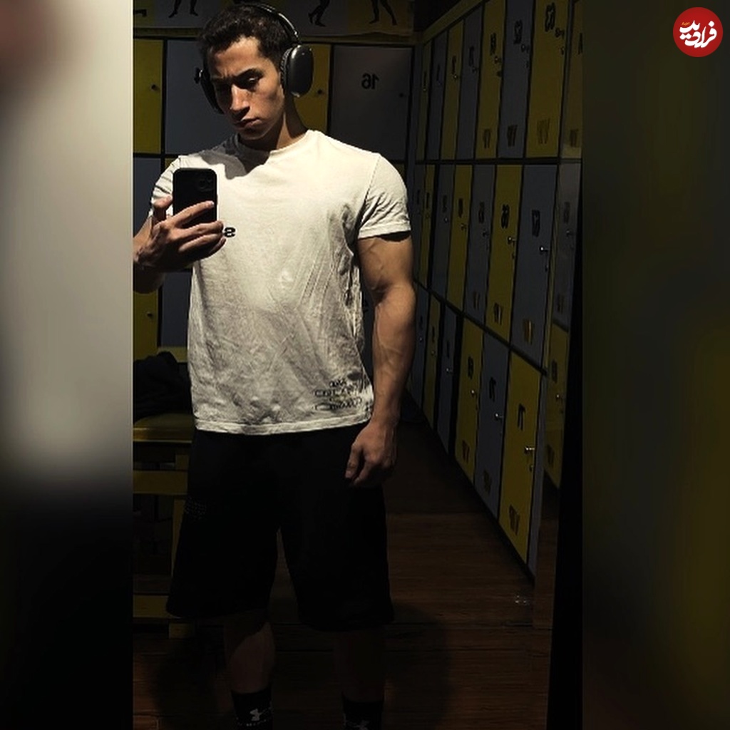 1erfanbarzin_1735831190_3536730821346477428_34614752091 1erfanbarzin_1735831190_3536730821346477428_34614752091