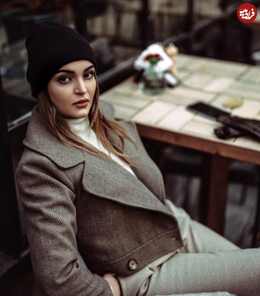 niloufar_parsa_173427471 niloufar_parsa_173427471