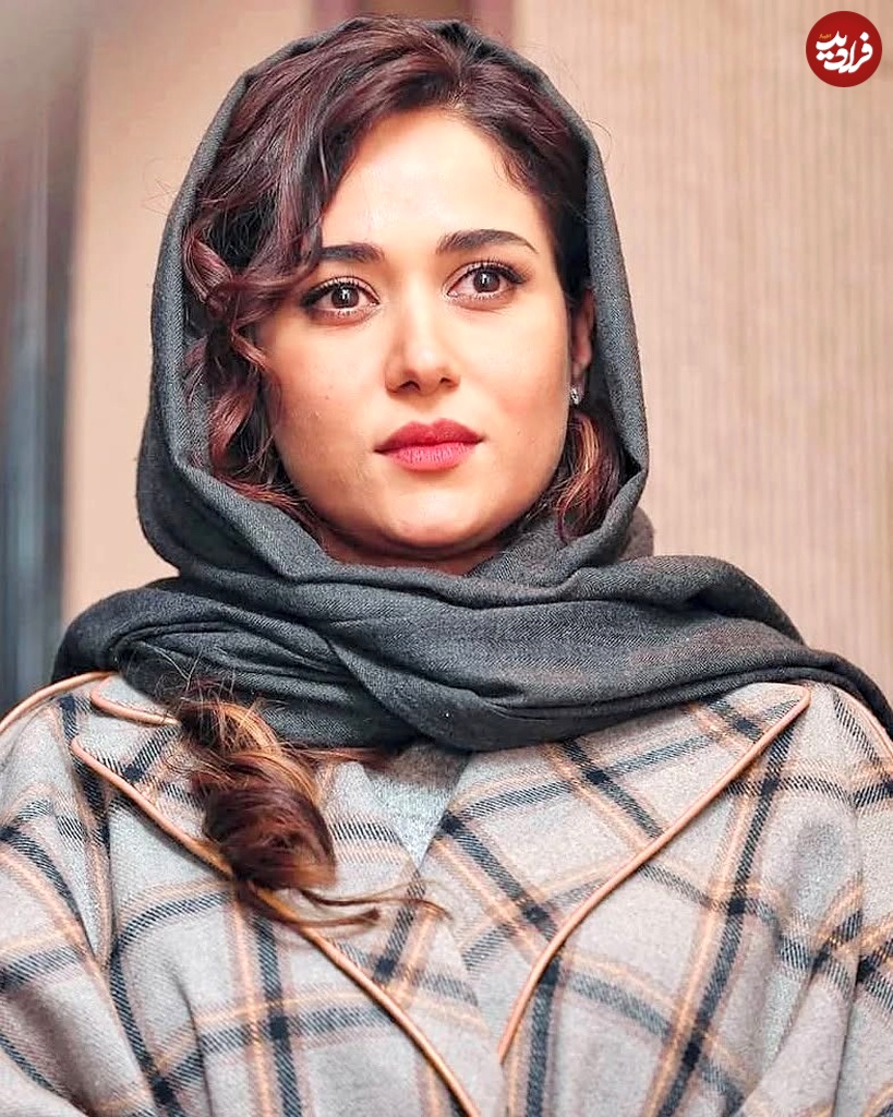 parinazizadyar_kiana_1642344672_2752509071263367172_14515467318_11zon parinazizadyar_kiana_1642344672_2752509071263367172_14515467318_11zon