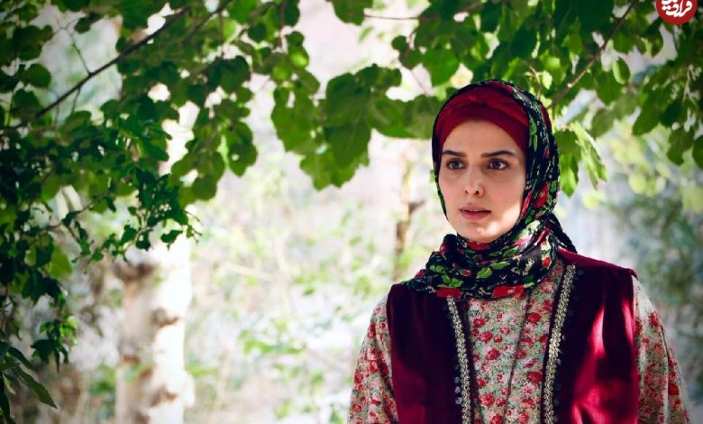 تاریخ وبگردی |ژست جالب «سوجان» در اتاق گریم سریال سوجان؛ فروردین 1403 (عکس) ژست جالب «سوجان» در اتاق گریم سریال سوجان؛ فروردین 1403