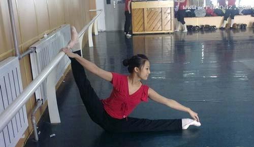 انعطاف پذیری باورنکردنی بدن دختران چینی (+تصاویر) انعطاف پذیری باورنکردنی بدن دختران چینی (+تصاویر)