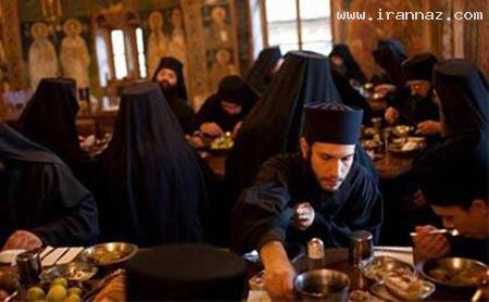 جزیره عجیبی که ورود زنان به آن ممنوع است! +تصاویر جزیره عجیبی که ورود زنان به آن ممنوع است! +تصاویر