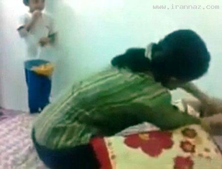 جنجال بر سر کلیپ کتک زدن دختری 10 ماهه جنجال بر سر کلیپ کتک زدن دختری 10 ماهه