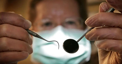 ساعت خواندن | دندان سرکش، سر از دماغ مرد 38 ساله درآورد + عکس ساعت خواندن | دندان سرکش، سر از دماغ مرد 38 ساله درآورد + عکس