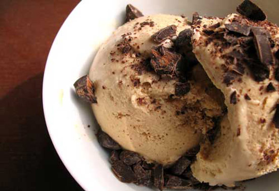 166832112252880-irannaz-com بستنی قهوه ، رابطه بستنی با شخصیت افراد