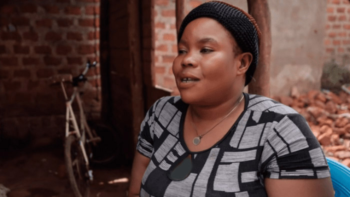 171809241950911-irannaz-com تخمدان های مریم نباتنزی - Mariam Nabatanzi بزرگتر از حد طبیعی است