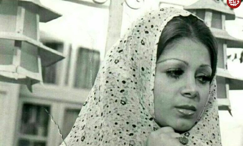 چهره ها در زمان; «شورانگیز طباطبایی» در مراسم خاکسپاری «ایرن»؛ سال 91 (عکس) سفر در زمان؛ «شورانگیز طباطبایی» در مراسم خاکسپاری «ایرن»؛ سال 91