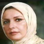 (عکس) سفر در زمان؛ «فائقه آتشین در آغوش پدرش» در 2 و 5 سالگی؛ دهه 30