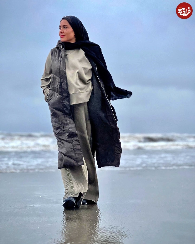 azadeh_zareie_1739126372_3564372809867782933_1040657227 azadeh_zareie_1739126372_3564372809867782933_1040657227