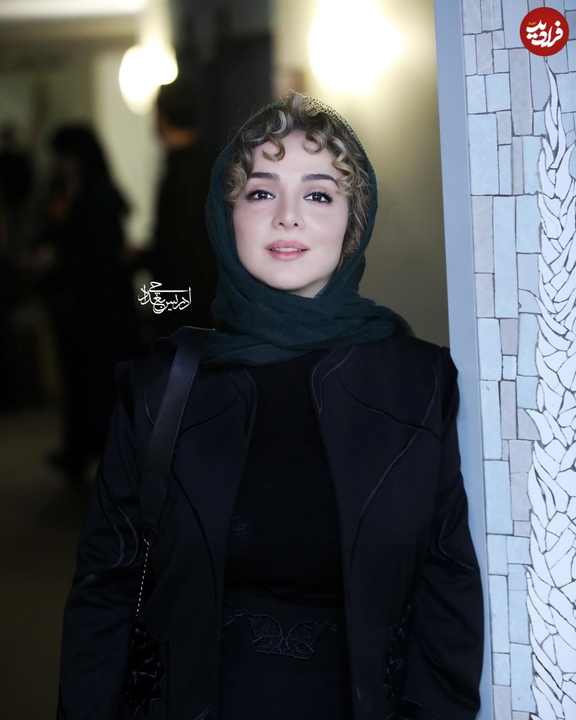 elmiradehghani_1738299189_3557433900397742914_1177999797 elmiradehghani_1738299189_3557433900397742914_1177999797