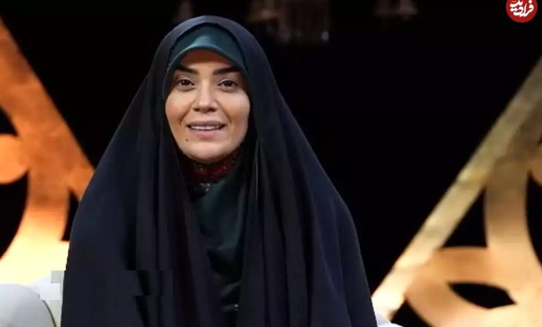 چهره ها در زمان; «الهام چرخنده» در تخت جمشید؛ 11 سال قبل (عکس) سفر در زمان؛ «الهام چرخنده» در تخت جمشید؛ 11 سال قبل