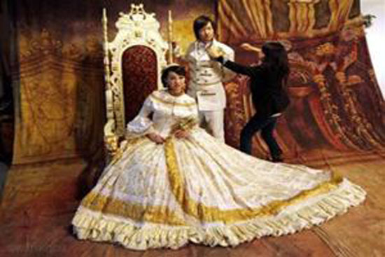 نگاه روز | دامادی که به جای زیر لفظی شهاب سنگ کادو داد + عکس نگاه روز | دامادی که به جای زیر لفظی شهاب سنگ کادو داد + عکس