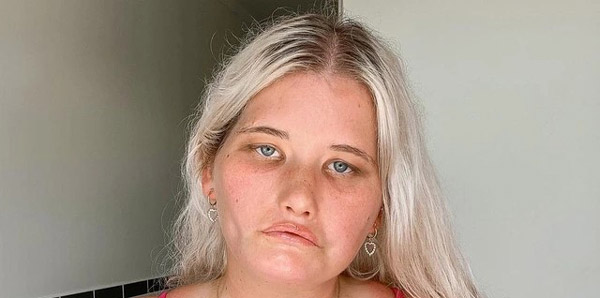 168372382032102-irannaz-com تایلا - Tayla که در حسرت یک لبخند معمولی بود