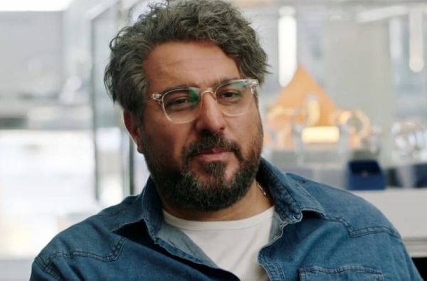 بازیگر هم گناه