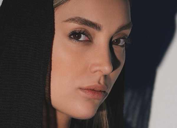 پخش زنده از چهره ها؛زیباترین عکس سیما سرمد بازیگر “ساعت ۶ صبح” با استایل شیک کنار سروش صحت / چقد شیک و باکلاسن پخش زنده از چهره ها؛زیباترین عکس سیما سرمد بازیگر “ساعت ۶ صبح” با استایل شیک کنار سروش صحت / چقد شیک و باکلاسن