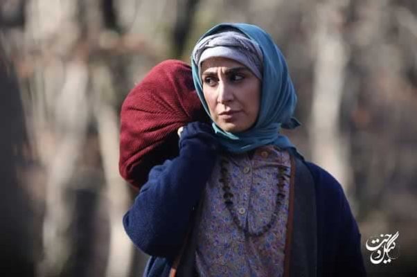 عکس| سفر در زمان؛ بیتا معیریان بازیگر صفورا در گلیدخت به همراه پدر هنرمندش