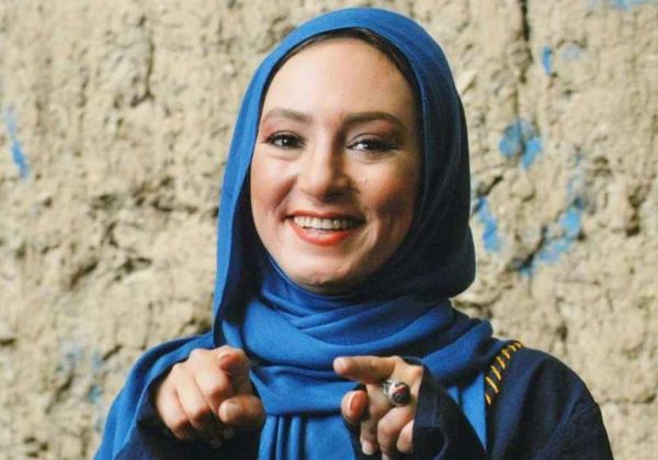 تاریخ و زمان وبگردی؛باغچه سر سبز منزل سحر ولدبیگی و همسرش نیما فلاح تاریخ و زمان وبگردی؛باغچه سر سبز منزل سحر ولدبیگی و همسرش نیما فلاح