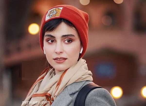 ساعت وبگردی | شباهت خیرهکننده لاله مرزبان بازیگر سریال آبان و بدل معروف ترکیهایاش / این دو بازیگر میتوانند نقش خواهر بازی کنند ساعت وبگردی | شباهت خیرهکننده لاله مرزبان بازیگر سریال آبان و بدل معروف ترکیهایاش / این دو بازیگر میتوانند نقش خواهر بازی کنند