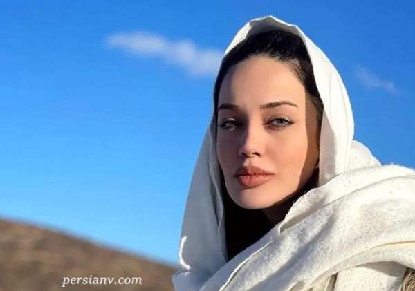 نگاه روز | عکس یادگاری مریم قجر در پشت صحنه عالیجناب / استایل متفاوت بانوی هنرمند با جلیقه و دامن