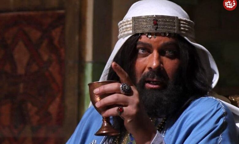 چهره ها در زمان؛ چهرۀ بازیگر نقش «یزید» در سریال «مهمانکشی» در کنار دخترش «نفس» عکس؛ سفر زمان؛ چهرۀ بازیگر نقش «یزید» در سریال «مهمانکشی» در کنار دخترش «نفس»