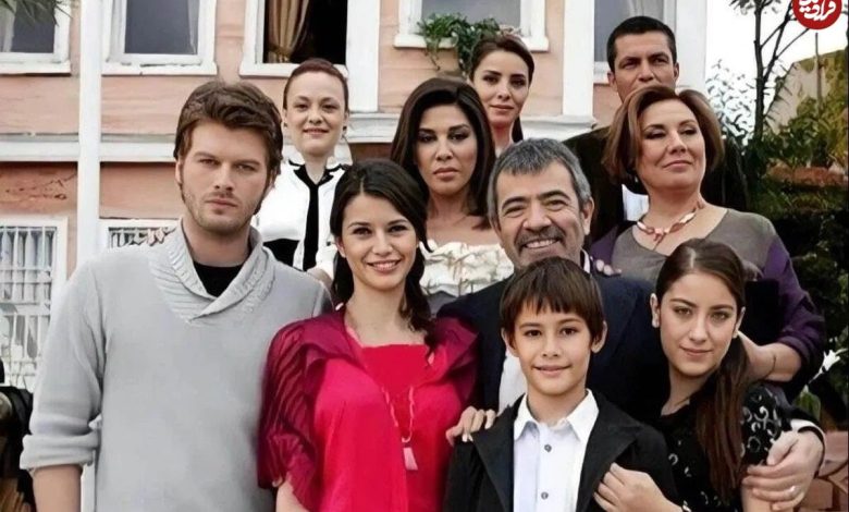 نگاه روز |دورهمی بازیگران سریال «عشق ممنوع» بعد از ۱۷ سال (عکس) دورهمی بازیگران سریال «عشق ممنوع» بعد از ۱۷ سال
