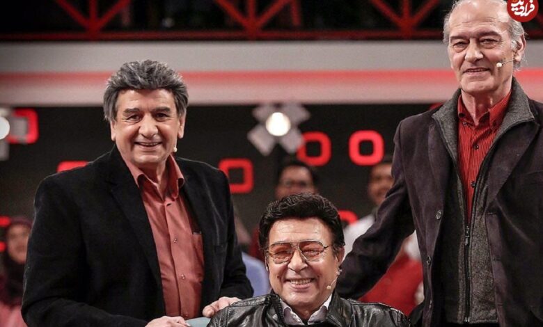 چهره ها در زمان؛ «ناصر طهماسب و منوچهر والی زاده» در حال دوبله یک فیلم؛ دهه 50 عکس؛ سفر در زمان؛ «ناصر طهماسب و منوچهر والی زاده» در حال دوبله یک فیلم؛ دهه 50