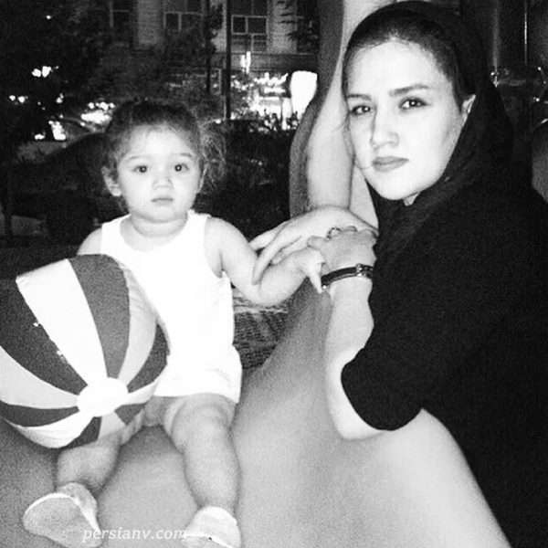 مادر بنیامین بهادری