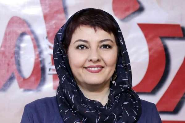 قاب تاریخ روز ؛ تصاویر دیده نشده آناهیتا همتی نرگسِ «خانه به دوش» با همسرش / نگاهی ویژه به لحظات صمیمی و خصوصی این زوج هنرمند