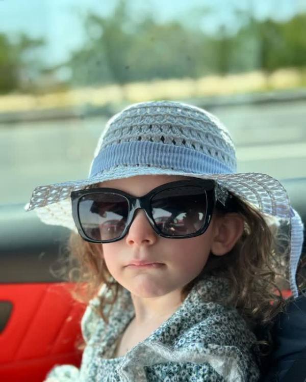 آپامه برادر زاده رضا گلزار