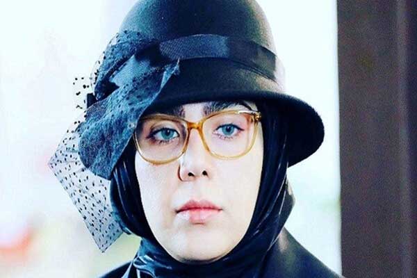 تاریخ و زمان وبگردی؛ عکس های جدید حدیث چهره پرداز مژگان سریال بچه مهندس ۳ با استایلی متفاوت بعد از ۵ سال تاریخ و زمان وبگردی؛ عکس های جدید حدیث چهره پرداز مژگان سریال بچه مهندس ۳ با استایلی متفاوت بعد از ۵ سال