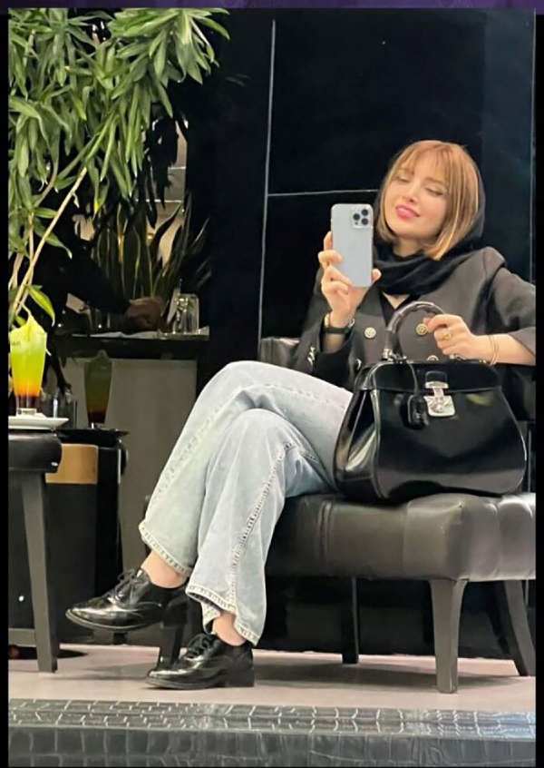 چهره متفاوت بهنوش طباطبایی