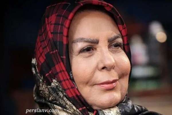 چهره ها در زمان؛ قاب زیبای خانوادگی | تصویر زیبای پوراندخت مهیمن؛ افتخار سریال “وضعیت سفید” کنار پسر , عروس و نوه اش چهره ها در زمان؛ قاب زیبای خانوادگی | تصویر زیبای پوراندخت مهیمن؛ افتخار سریال “وضعیت سفید” کنار پسر , عروس و نوه اش