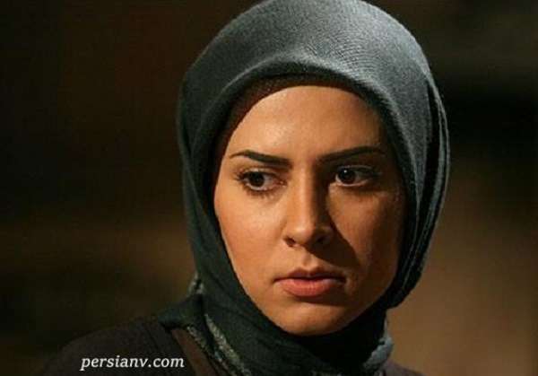 چهره ها در زمان؛ نگاهی به دنیای نقاشیهای نازنین احمدی / بازیگر محبوب شکارگاه و هنرمندی که احساساتش را روی بوم به تصویر کشیده است چهره ها در زمان؛ نگاهی به دنیای نقاشیهای نازنین احمدی / بازیگر محبوب شکارگاه و هنرمندی که احساساتش را روی بوم به تصویر کشیده است