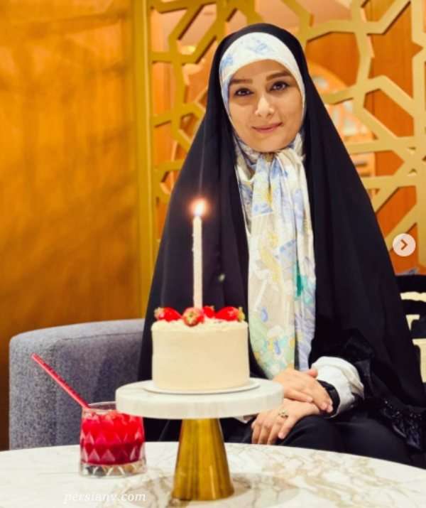 عکس مژده خنجری مجری