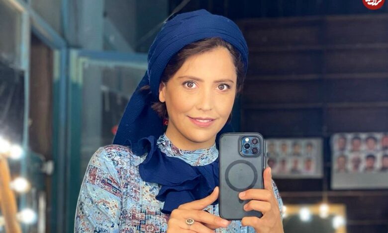 چهره ها در زمان؛ عکس یادگاری «طوبی هامون» (سریال طوبی) در کنار «باران کوثری و سولماز غنی»؛ سال ۱۴۰۱ عکس؛ سفر زمان؛ عکس یادگاری «طوبی هامون» (سریال طوبی) در کنار «باران کوثری و سولماز غنی»؛ سال ۱۴۰۱